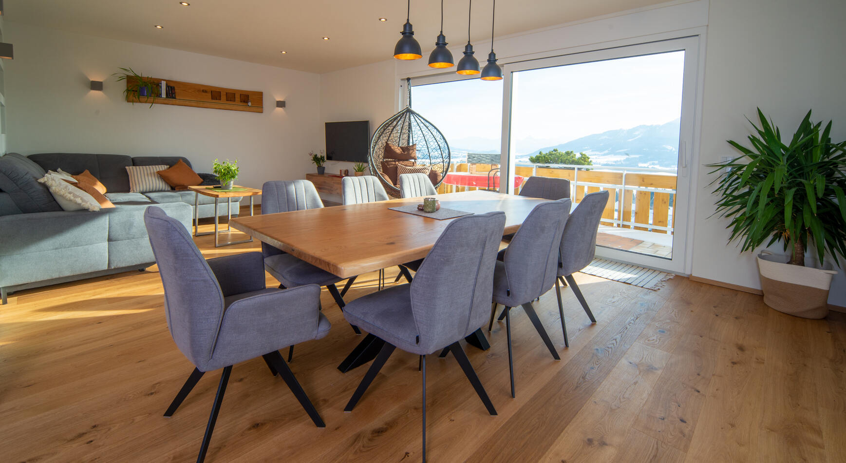 wohnung saniert ess- und wohnzimmer 